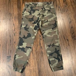 Levi’s Camo cargo pants